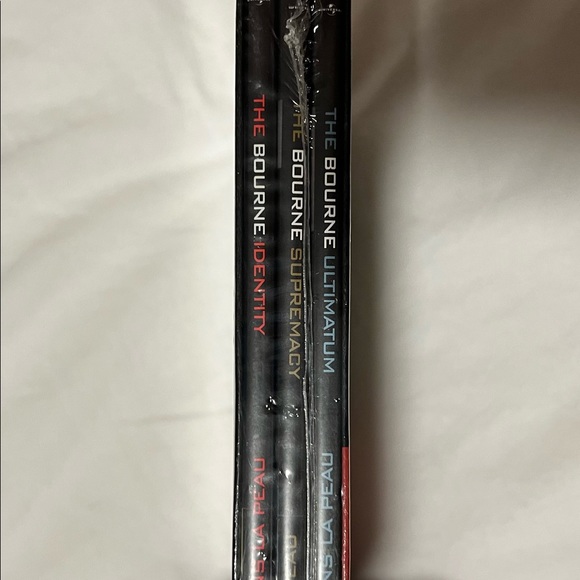 The Bourne Trilogy DVD Set Brand New - Picture 3 of 3